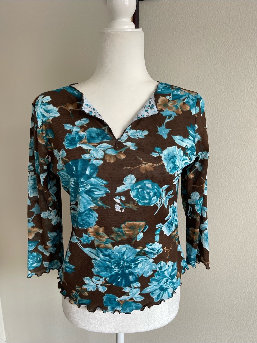 Ninety Teal Floral V-Neck Brown Top